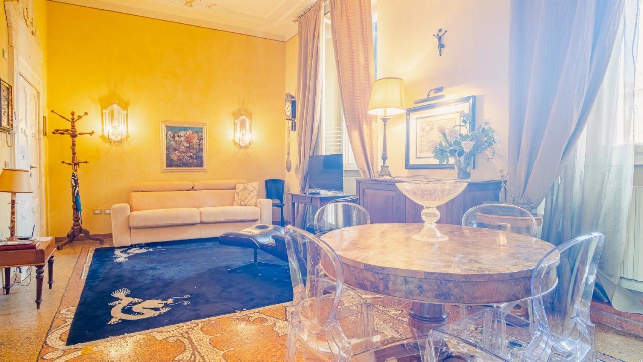 Residenza Dei Signori - Italian Homing Apartment Верона Екстериор снимка
