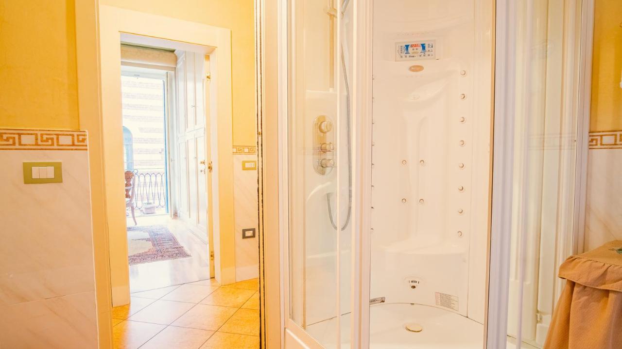 Residenza Dei Signori - Italian Homing Apartment Верона Екстериор снимка