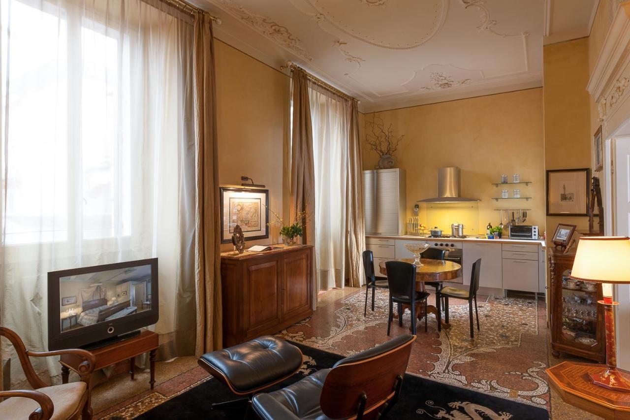 Residenza Dei Signori - Italian Homing Apartment Верона Екстериор снимка